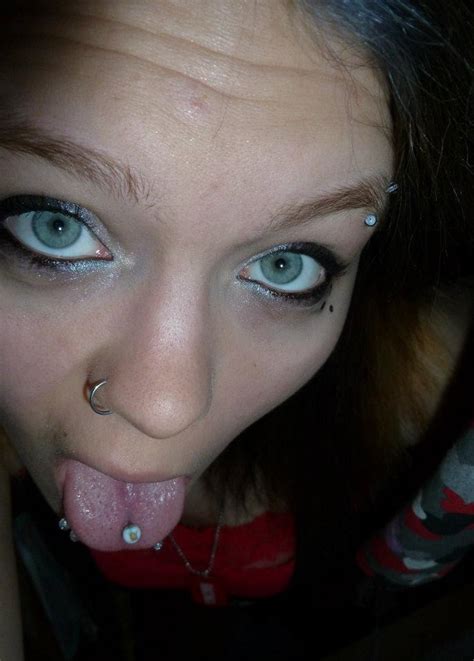 amateur bimbo tongue targets waiting for your cum 2 high quality po