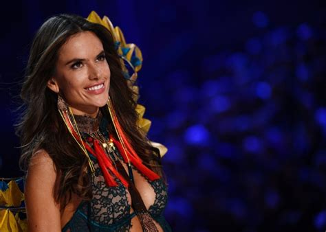 Fans Furious Over Alessandra Ambrosio S Naked Photo What