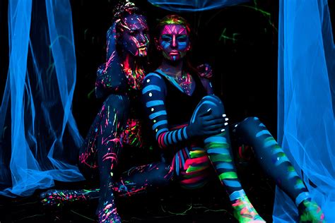 Black Light Paint Uv Neon Face And Body Paint Glow Kit