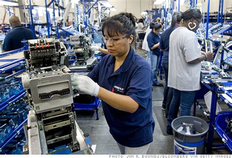 democrats fix  thorny economic debate manufacturing jul