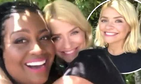 alison hammond visits holly willoughby in the i m a celebrity camp in australia daily mail online