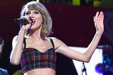 taylor swift is obsessed with this blank space style mashup