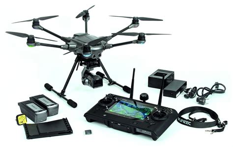 nuovo drone yuneec typhoon   camera leica da  mp  fps quadricottero news