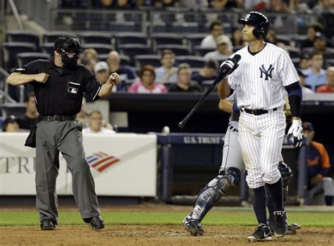 alex rodriguez booed in return to bronx but new york yankees stop
