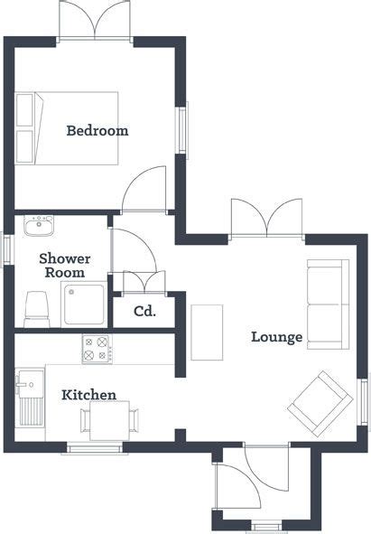 shaped layout       sf guest house plans