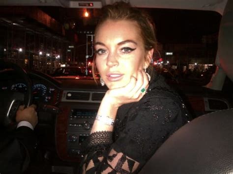 Lindsay Lohan Thanks Fans For Happybdaylilo Tweets From Rehab Social
