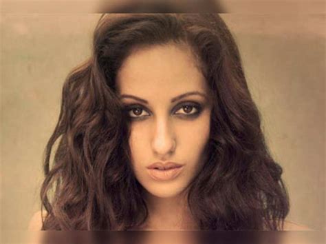 moroccan beauty naura tries her luck in b town hindi movie news