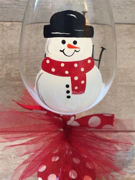 Frosty Snowman Wine Glass Etsy Snowman Wine Glass Wine Glass Wine