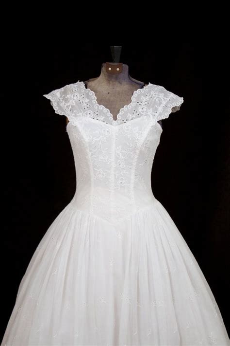 eyelet wedding dress eyelet wedding dress tea length wedding dress