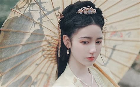 Hairstyle Tutorial For Traditional Chinese Hanfu Dress 1 Newhanfu