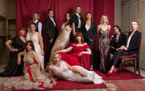 Mum Bosses Gloriously Recreate Vanity Fair S Hollywood Cover Photo
