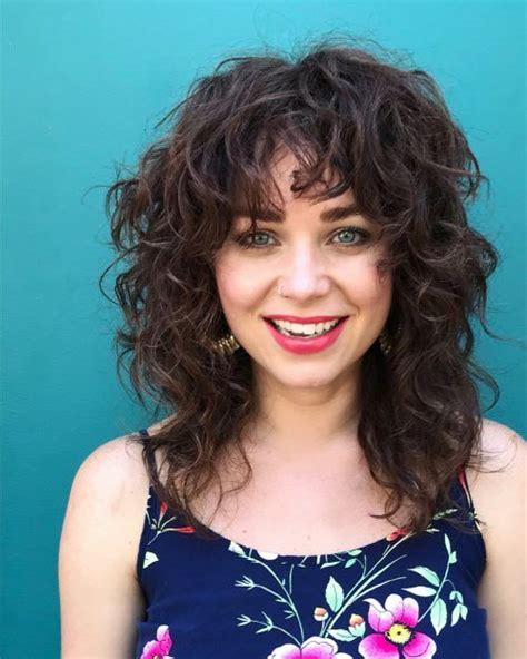 the best choppy layers layered curly haircuts curly shag haircut