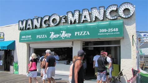 manco  manco pizza shop owners charged  irs fraud philadelphia