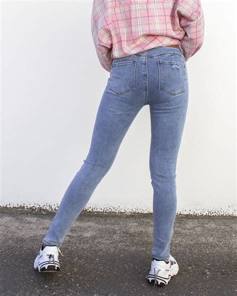 stretch skinny jeans musthavestore