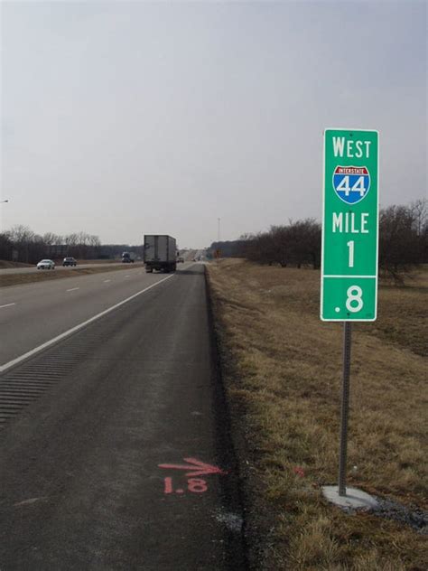 answer man   modot    mile marker signs