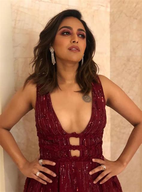 25 Hot Photos Of Swara Bhaskar In Lingerie Stylish Outfits And Saree