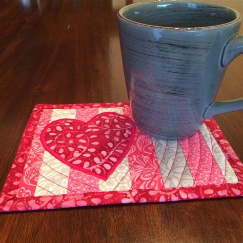 printable  mug rug patterns    hands  amazing