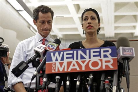 huma abedin and anthony weiner to settle divorce out of