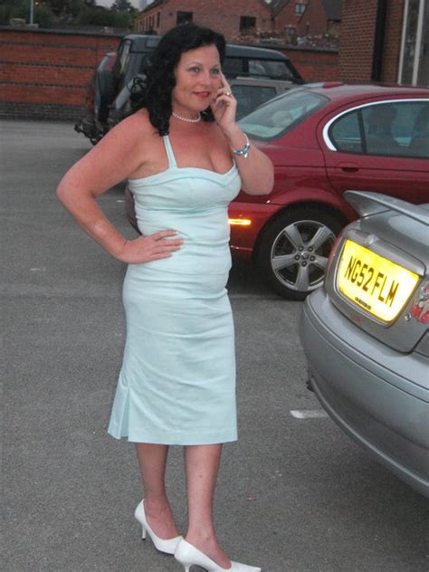 Xxelizabeth Xx 51 From Nottingham Is A Local Granny
