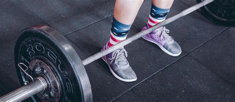 weightlifting shoes   buying guide instash