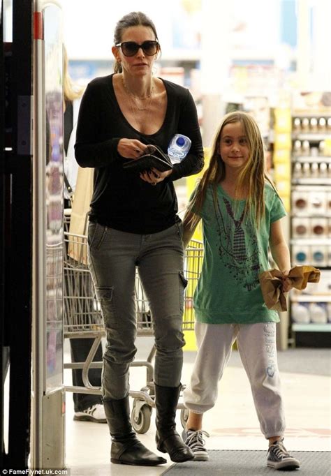 make up free courteney cox takes daughter coco out for a day of errands in malibu daily mail