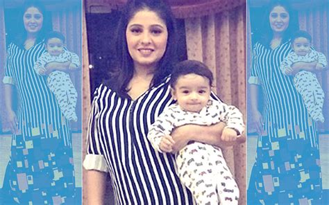 First Picture Sunidhi Chauhan Introduces Son To The World