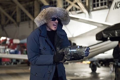Who Is Leonard Snart S Sister On The Flash Captain Cold May Be