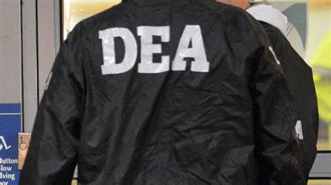 dea agent kept job and security clearance despite sexual