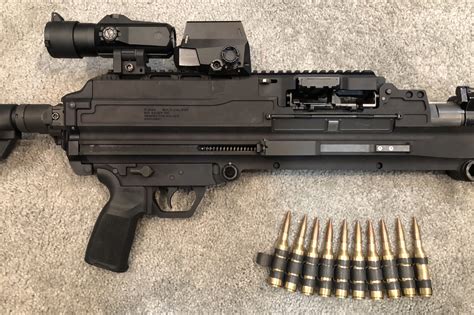 sig sauer unveils belt fed machine gun carbine  hybrid ammunition  generation squad