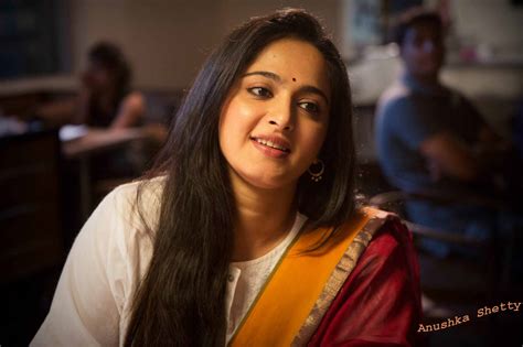 anushka shetty south indian actress traditional dress wide wallpapers wallpapers and backgrounds