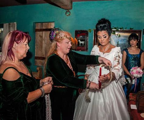 woman marries 300 year old pirate ghost riot fest