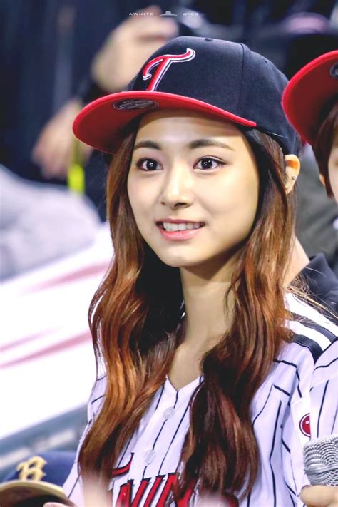 The Tzuyu With Hats Thread Allkpop Forums