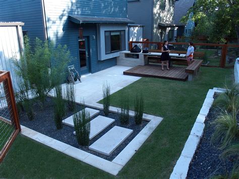 unique landscaping ideas  small backyards