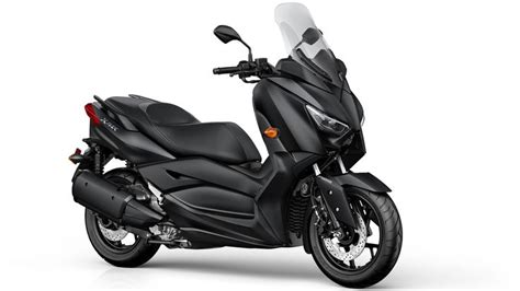 yamaha  max  review  release date   yamaha xmax guide totalmotorcycle
