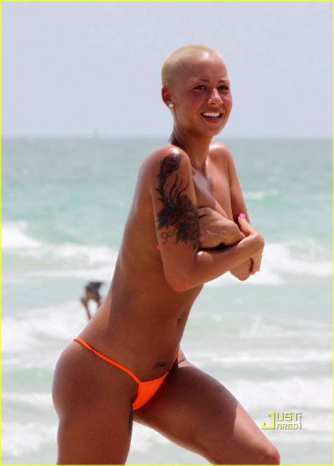 Amber Rose Aligns With Equinox Photo 2180151 Amber Rose
