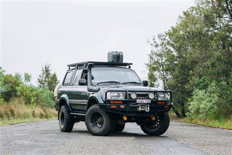 sunday garage toyota  series landcruiser sunday garage   wheel drive enthusiast journal