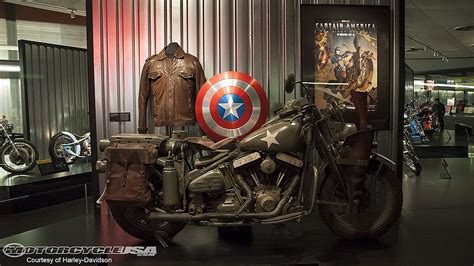 captain america motorcycle  display  harley davidson museum