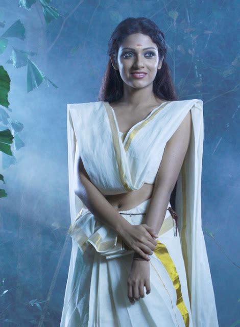 Top Ten Malayalam Actress Navel Part Three