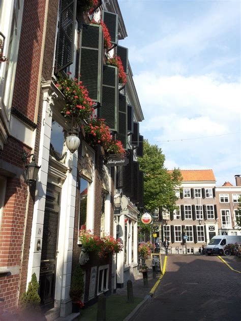 visiting  hague   netherlands   worth