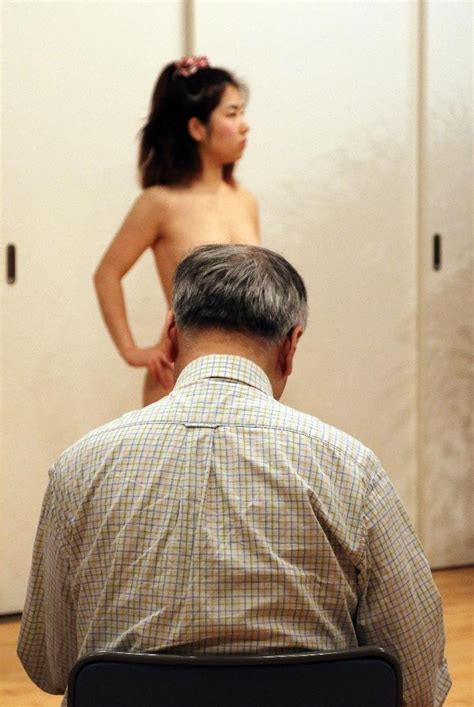 A Nude Drawing Class For Japanese Virgins Artnet News
