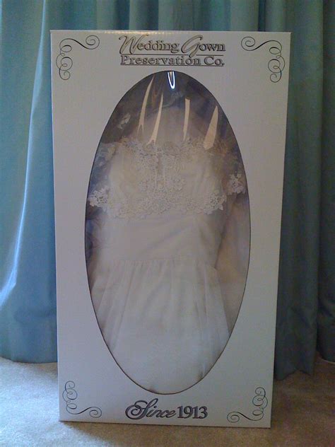 splash  elegance wedding gown preservation