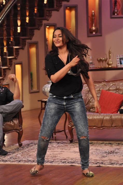 high quality bollywood celebrity pictures sonakshi sinha looks super sexy in tight ripped jeans