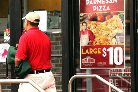 Papa John S Delivery Drivers File Suit About Wages