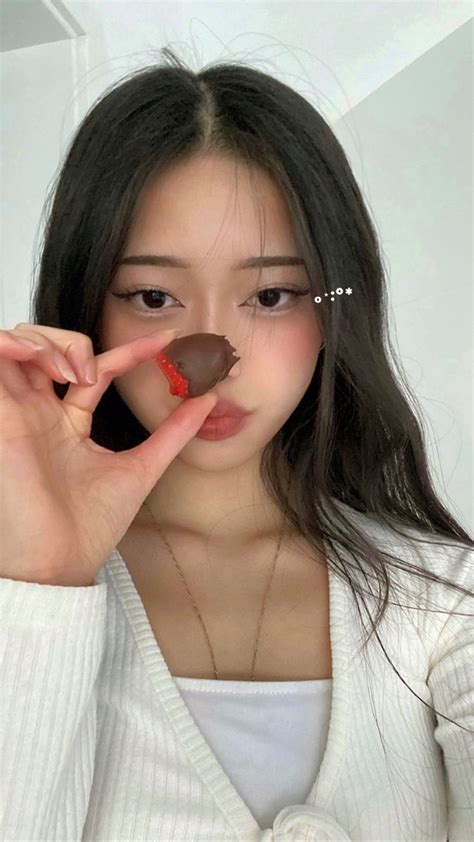 Quy1h On Ig 🍓 Asian Soft Make Up Aesthetic Kitchen Gorgeous Gorgeous