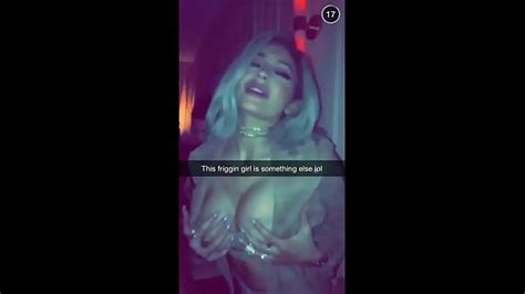 kylie jenner impossible jerk off challenge with snaps pictures and videos xvideos