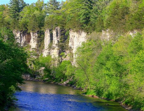 water quality improving   upper iowa river upper iowa river