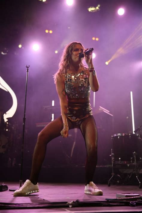 Tove Lo Sexy And Topless 53 Photos Thefappening