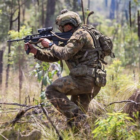 australian army soldier   thth battalion  royal australian