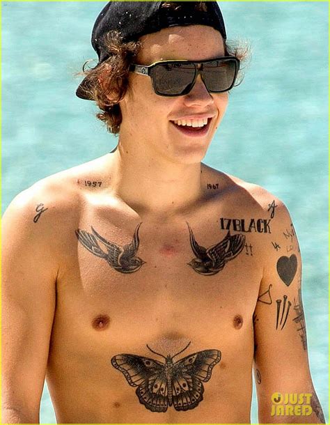 Harry Styles Confirms He Has Four Nipples Photo 3929872 Shirtless