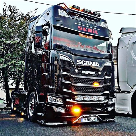 show trucks big rig trucks customised trucks scania v8 mercedes